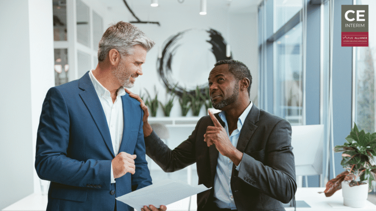 Manager par intérim ou manager intérimaire : Quelle est la différence ?