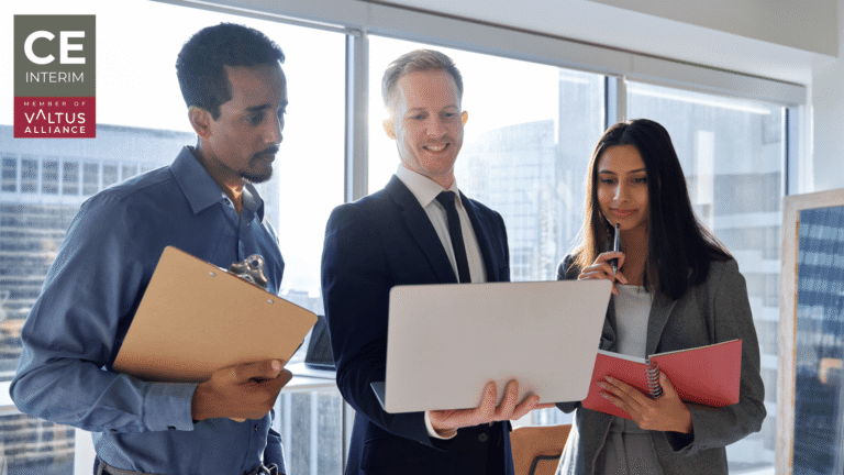 قائمة مراجعة للرؤساء التنفيذيين: هل ستصبح شركتك الصغيرة جاهزة للذكاء الاصطناعي في عام 2025؟