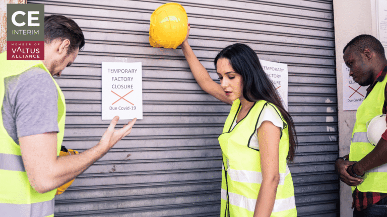 WARN-törvény közlemény: Hogyan kerüljük el a büntetéseket egy telephely bezárása esetén?